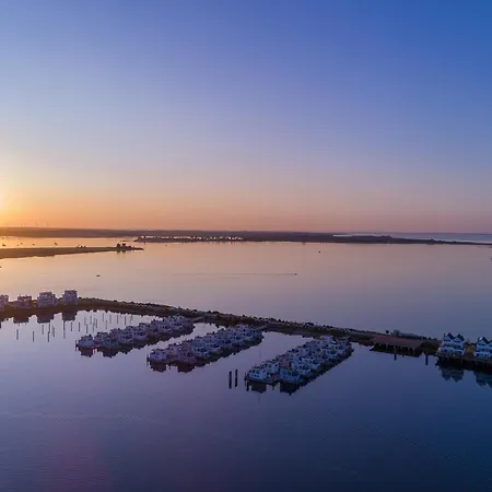 Beaufort: Meerblick, Dachterrasse, Bootsanleger, Strandkorb, Sauna-2